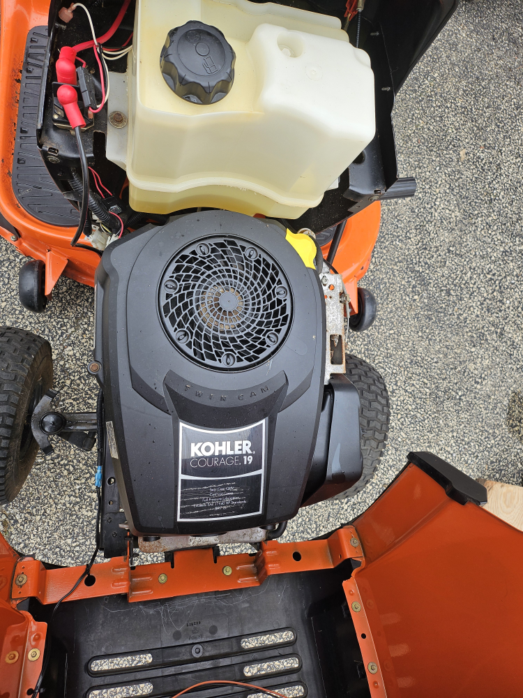 Ariens Ride On Lawn Mower - photo 2
