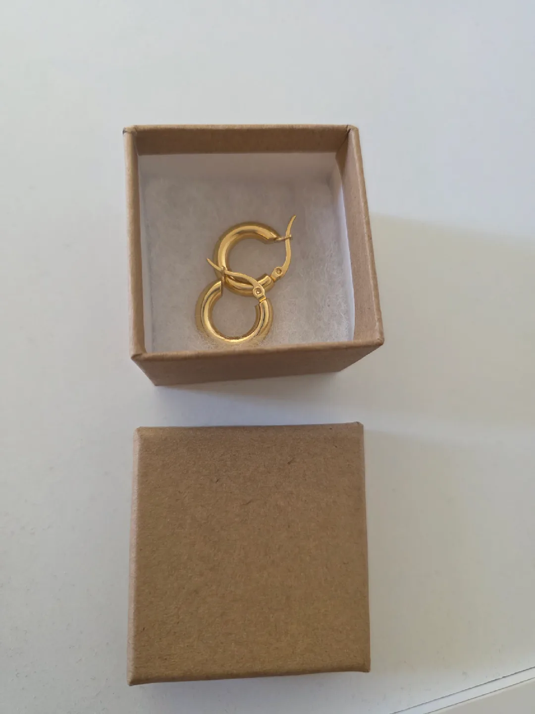 New Gold tone Hoop Earrings with Box image indicator(4)