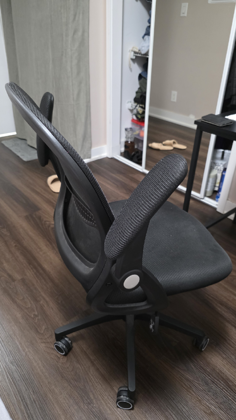Black Office Chair - photo 2