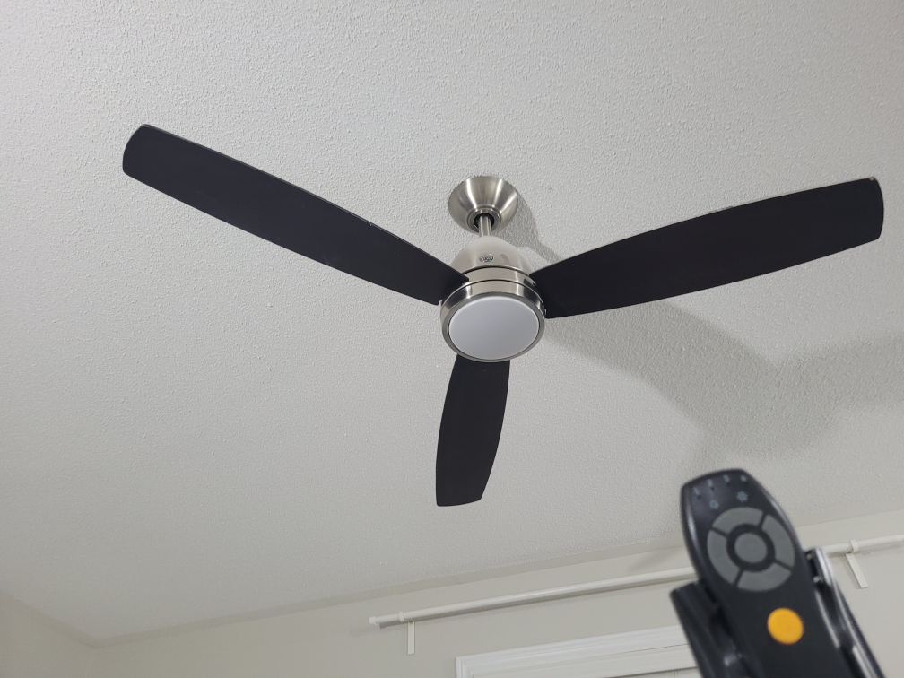 GE Ceiling Fan with Remote