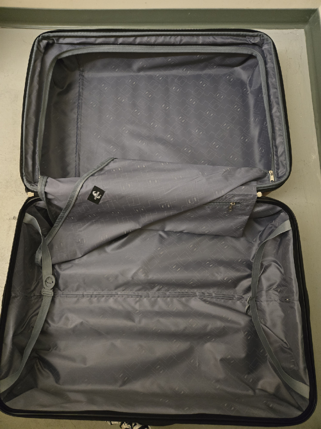Atlantic Expandable Suitcase - Rose Gold - photo 3