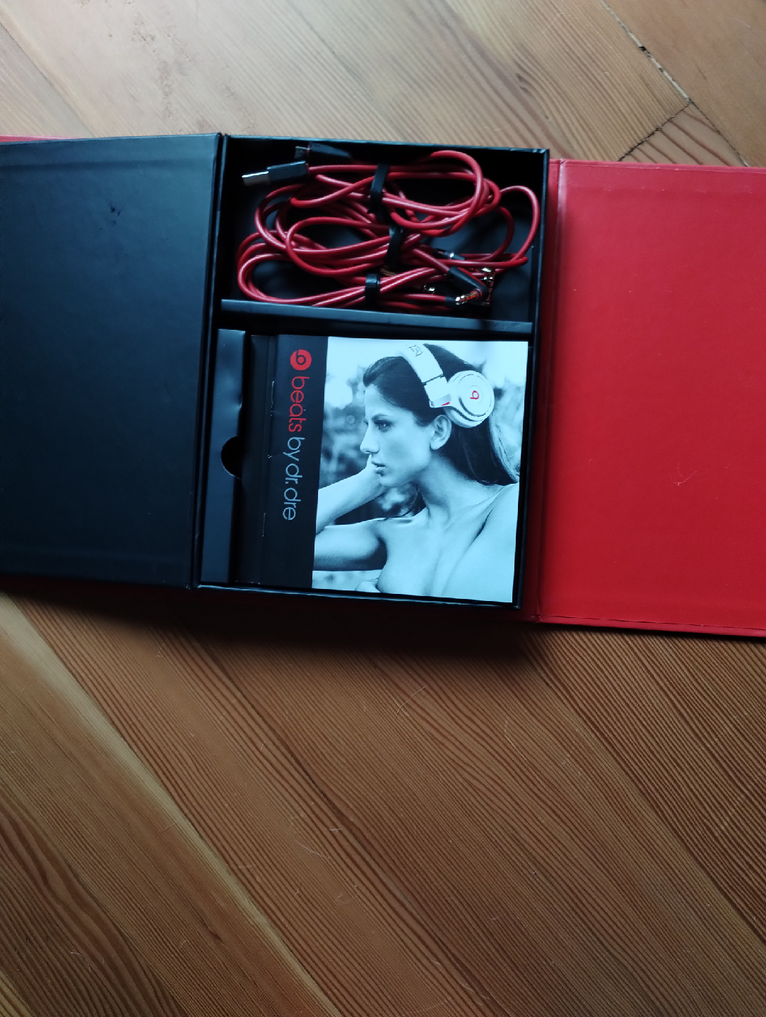 Beats by Dr. Dre Solo 2 Headphones - Black - photo 3
