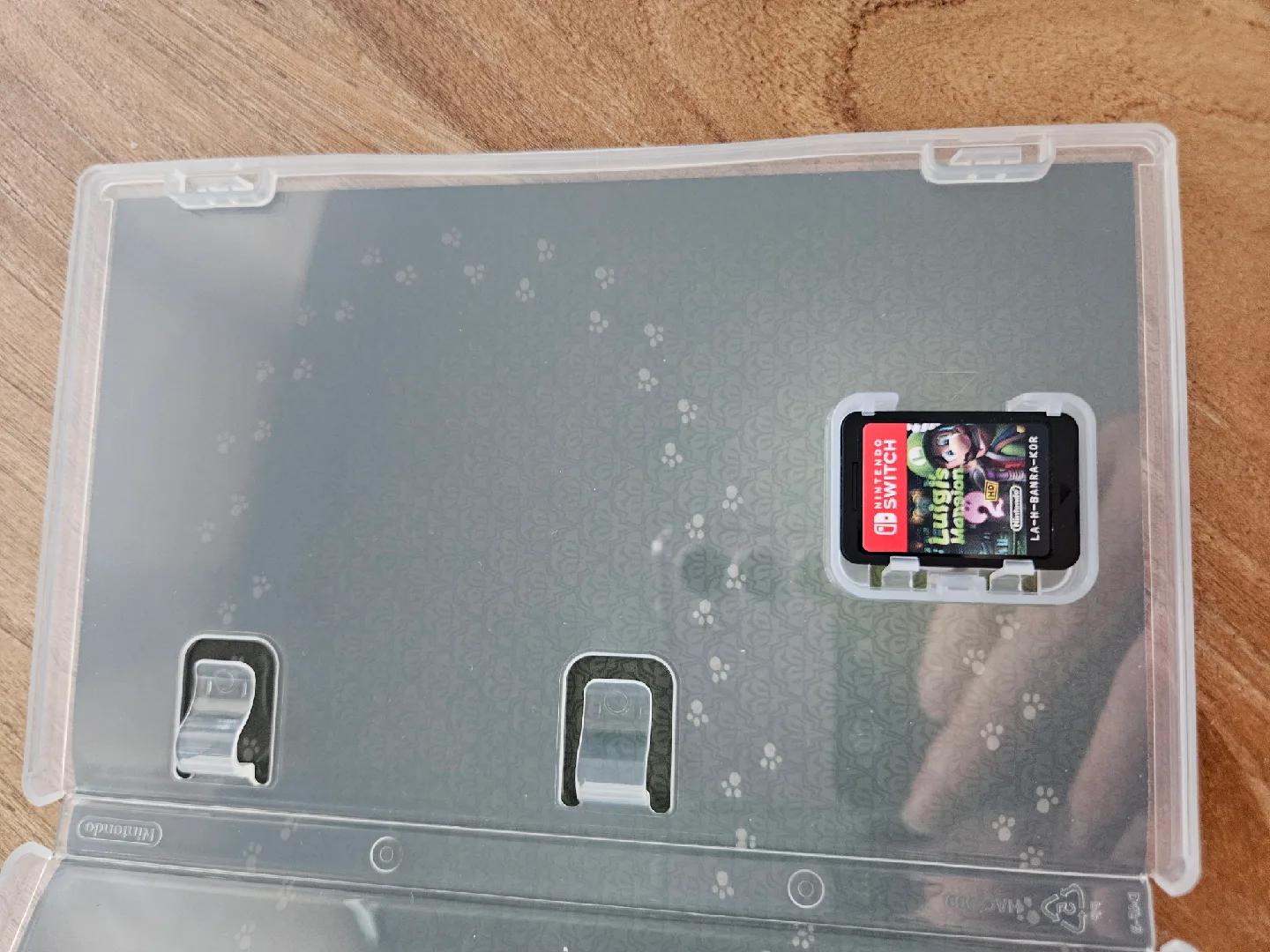 Luigi's Mansion 2 HD Nintendo Switch Game image indicator(3)