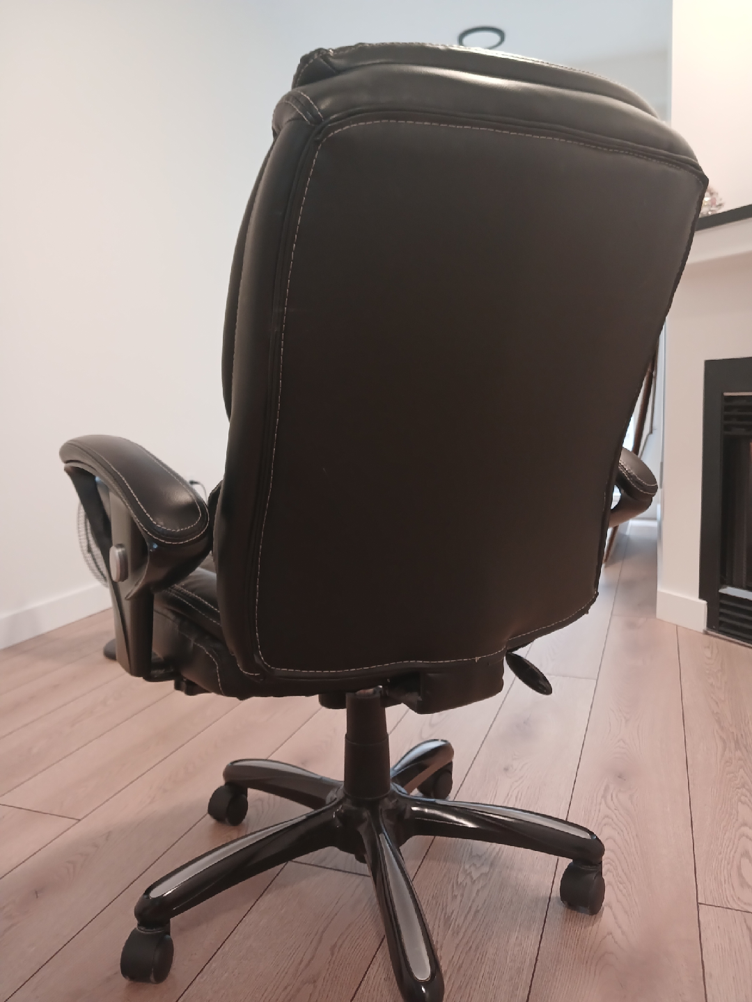 Black Leather Office Chair - photo 3