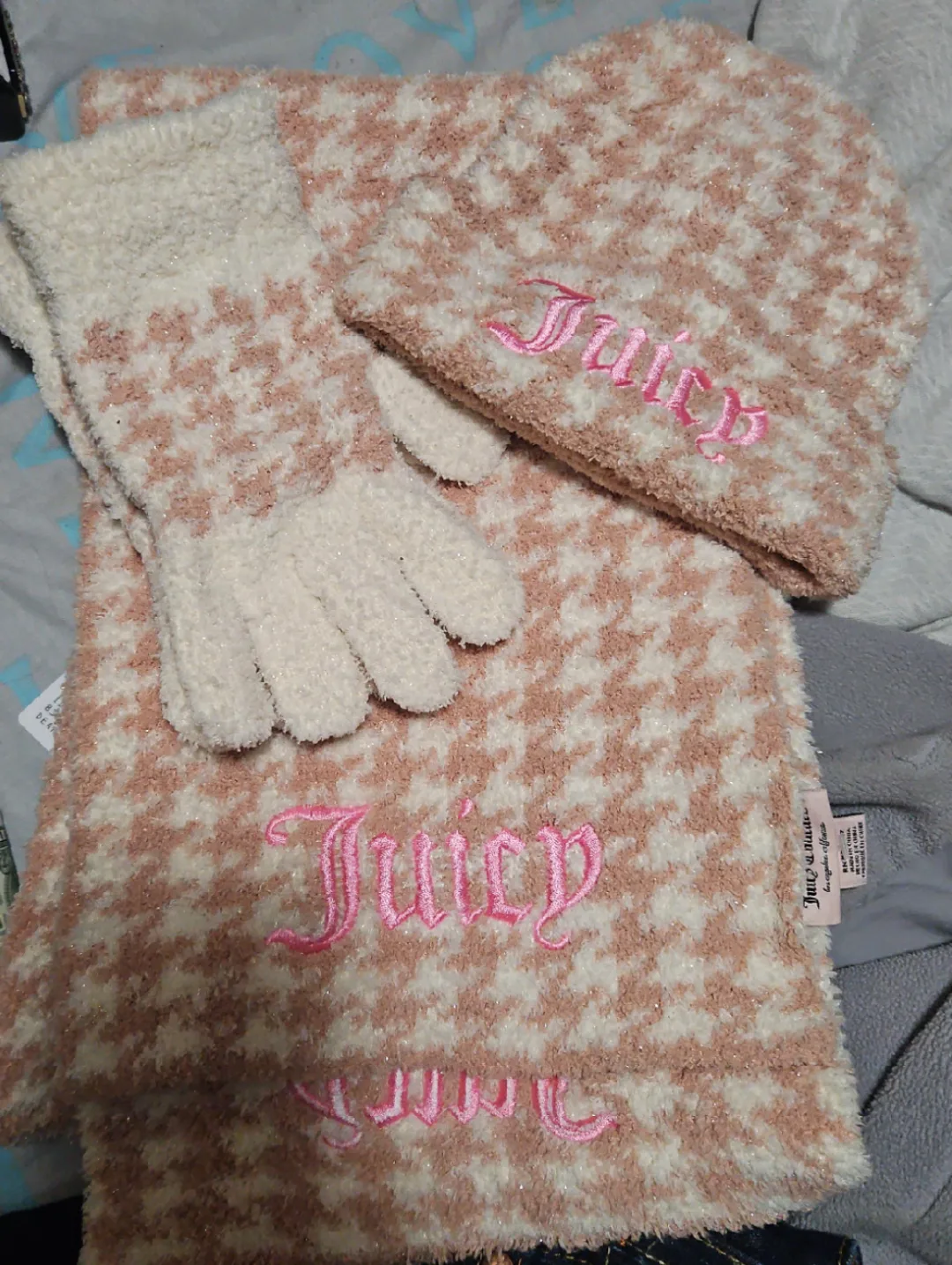new  Juicy Couture Scarf, Hat, and Gloves Set  🥕 image indicator(3)