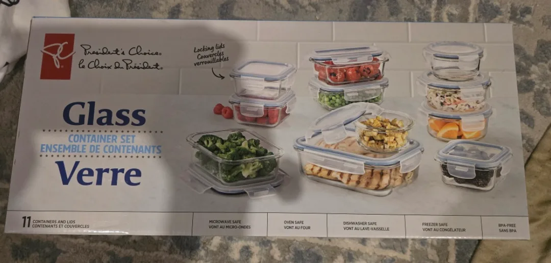 President's Choice Glass Container Set - 11 Pieces thumbnail
