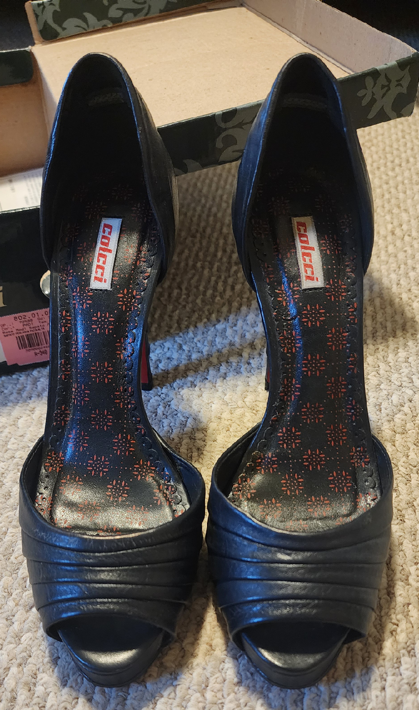 Colcci Black Heels, Size 7