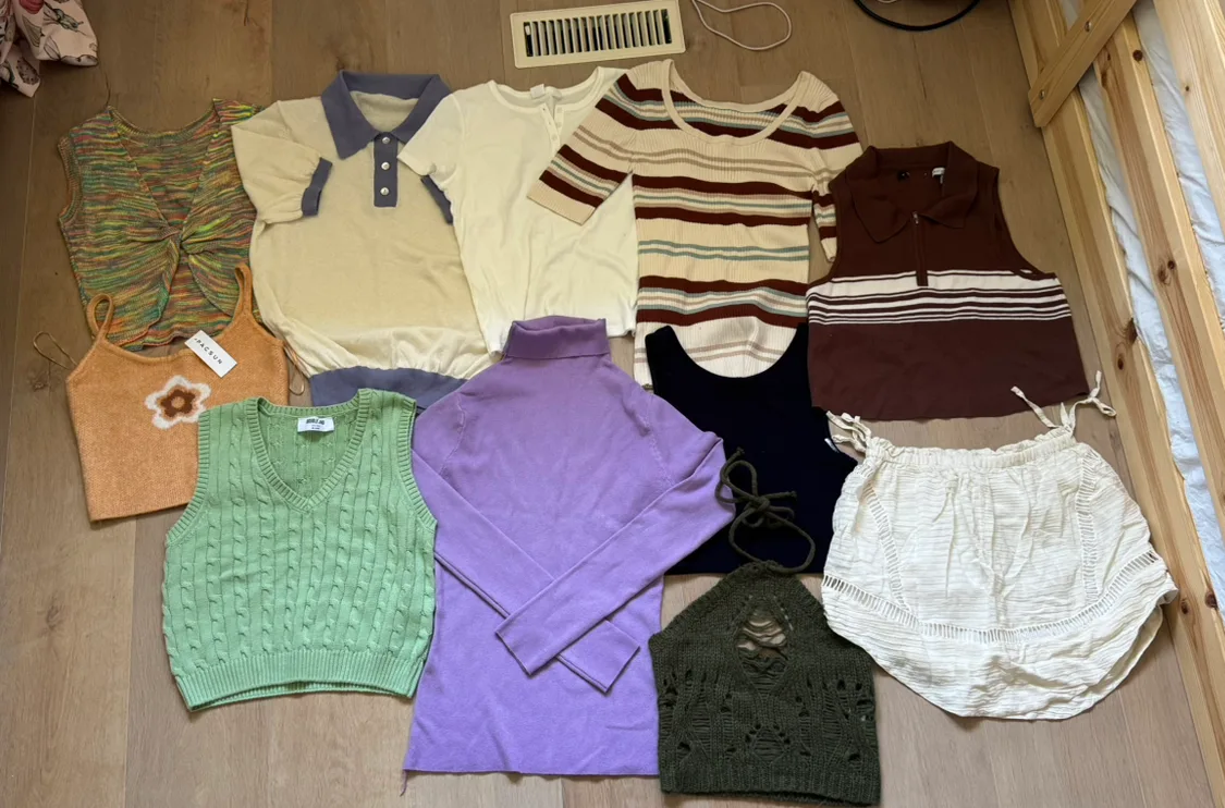 All for $40! Women Small size clothing bundle image indicator(2)