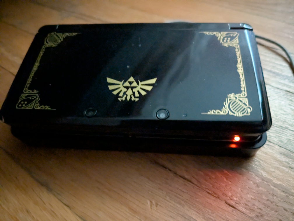 Nintendo 3DS Charging Dock - photo 2