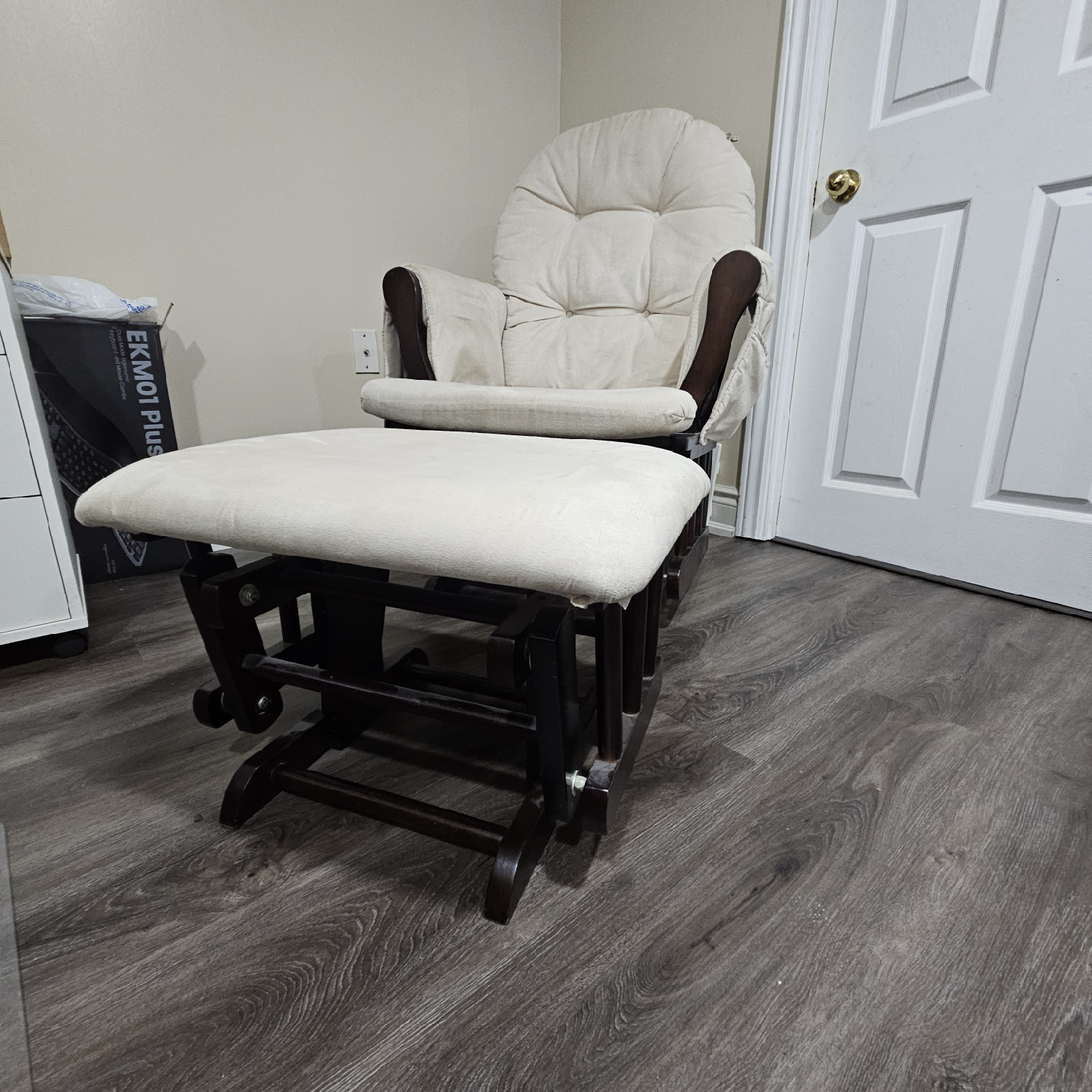 Glider Rocking Chair and Ottoman Set - photo 2
