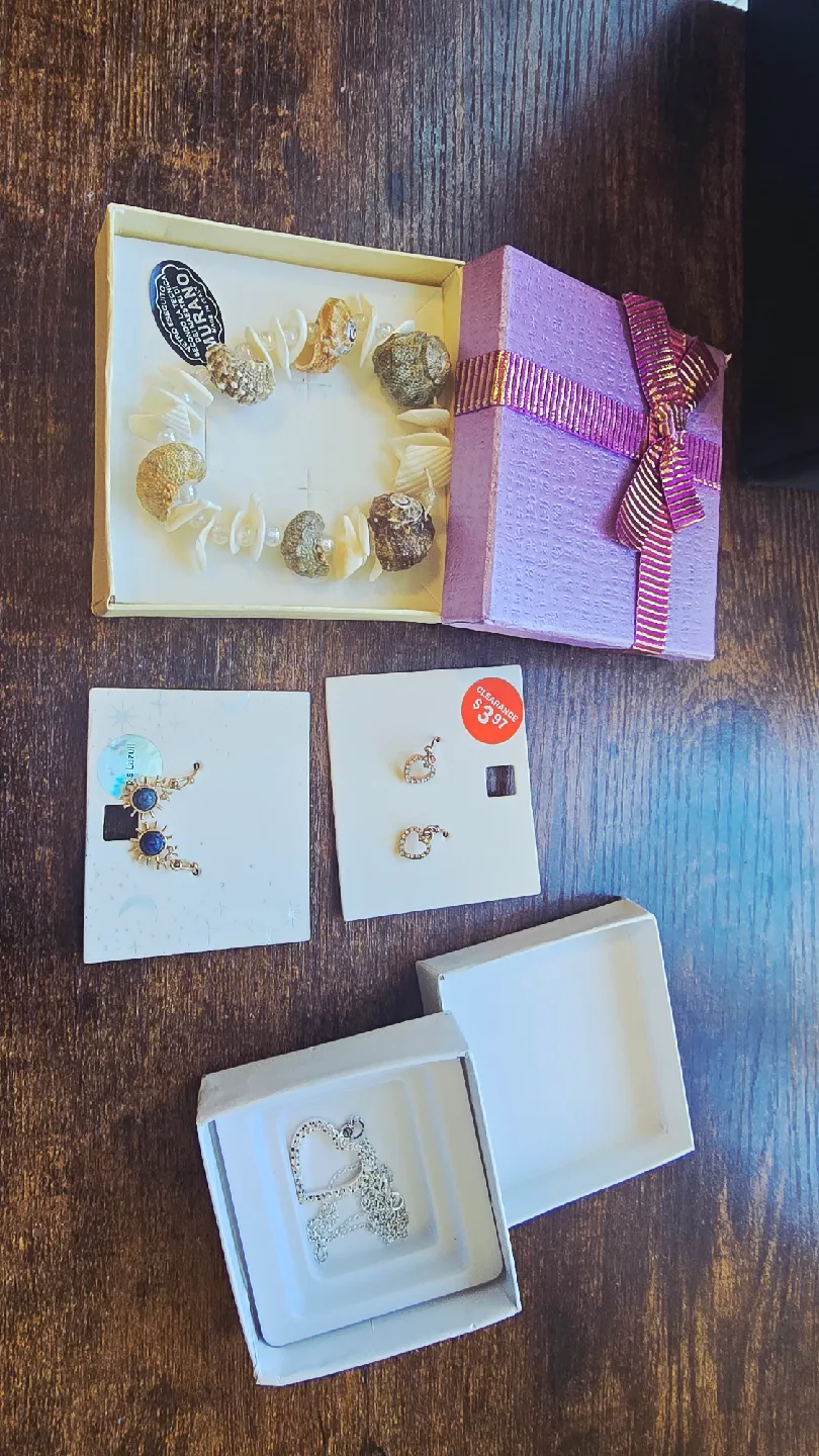 Necklace & Earring Set thumbnail
