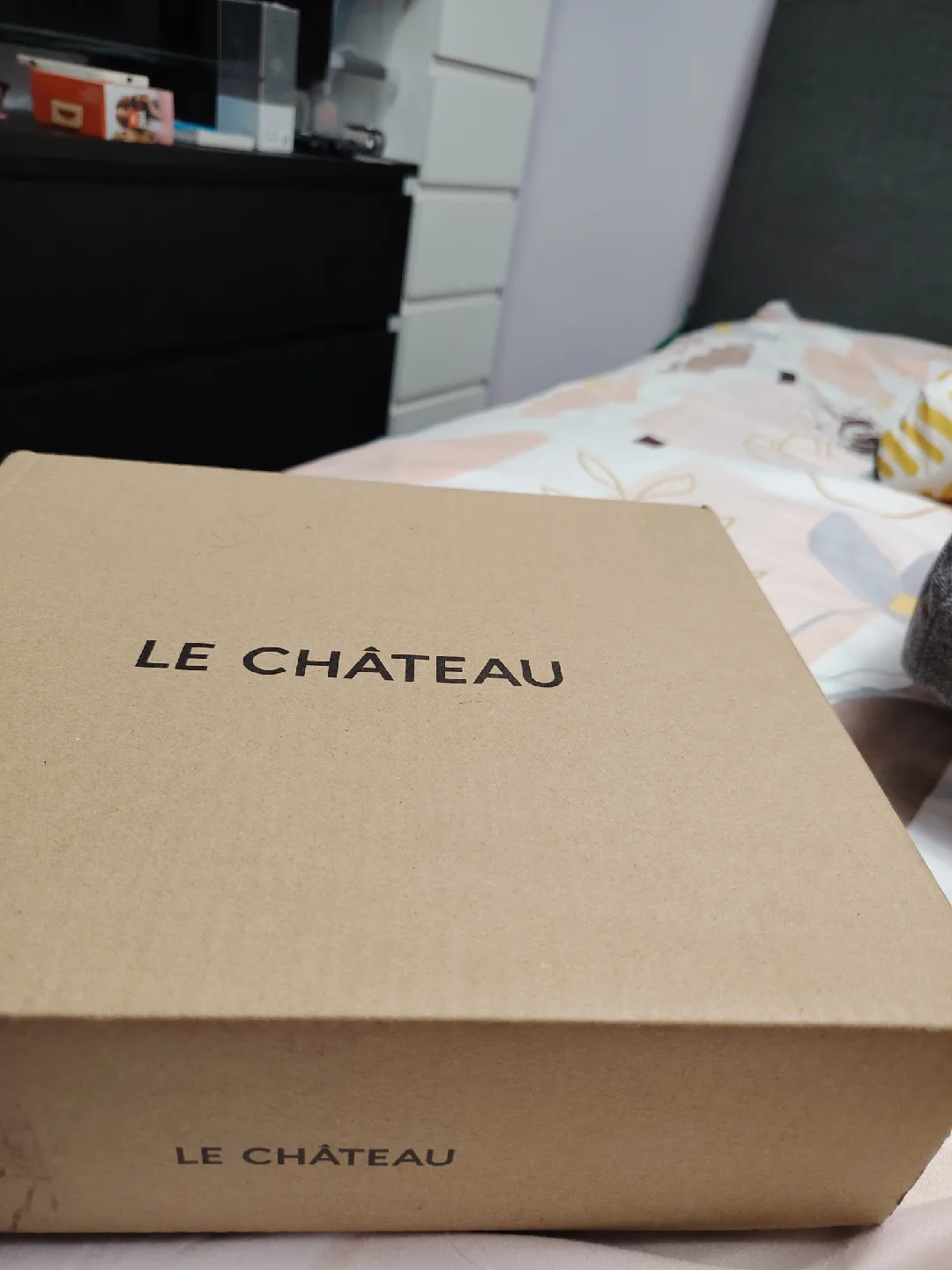 Le Chateau Black Heels Size 9 image indicator(3)