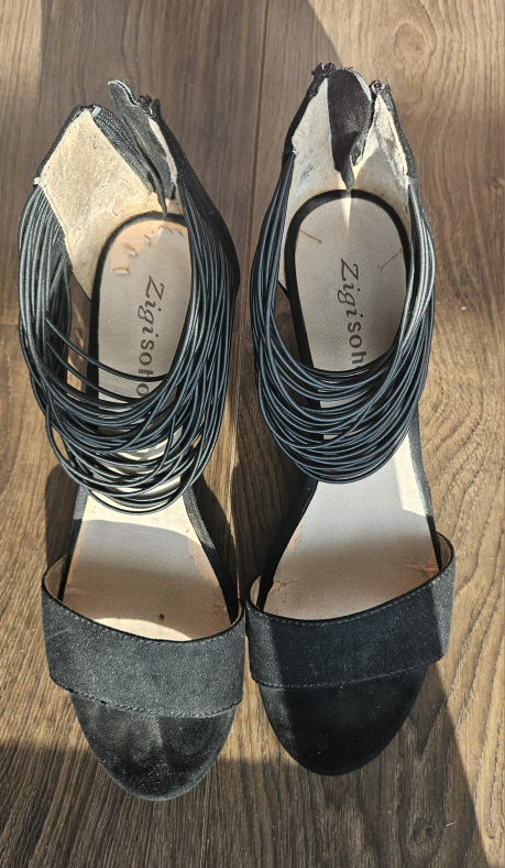 Zigisoho Black Wedge Sandals, Size 8 - photo 3
