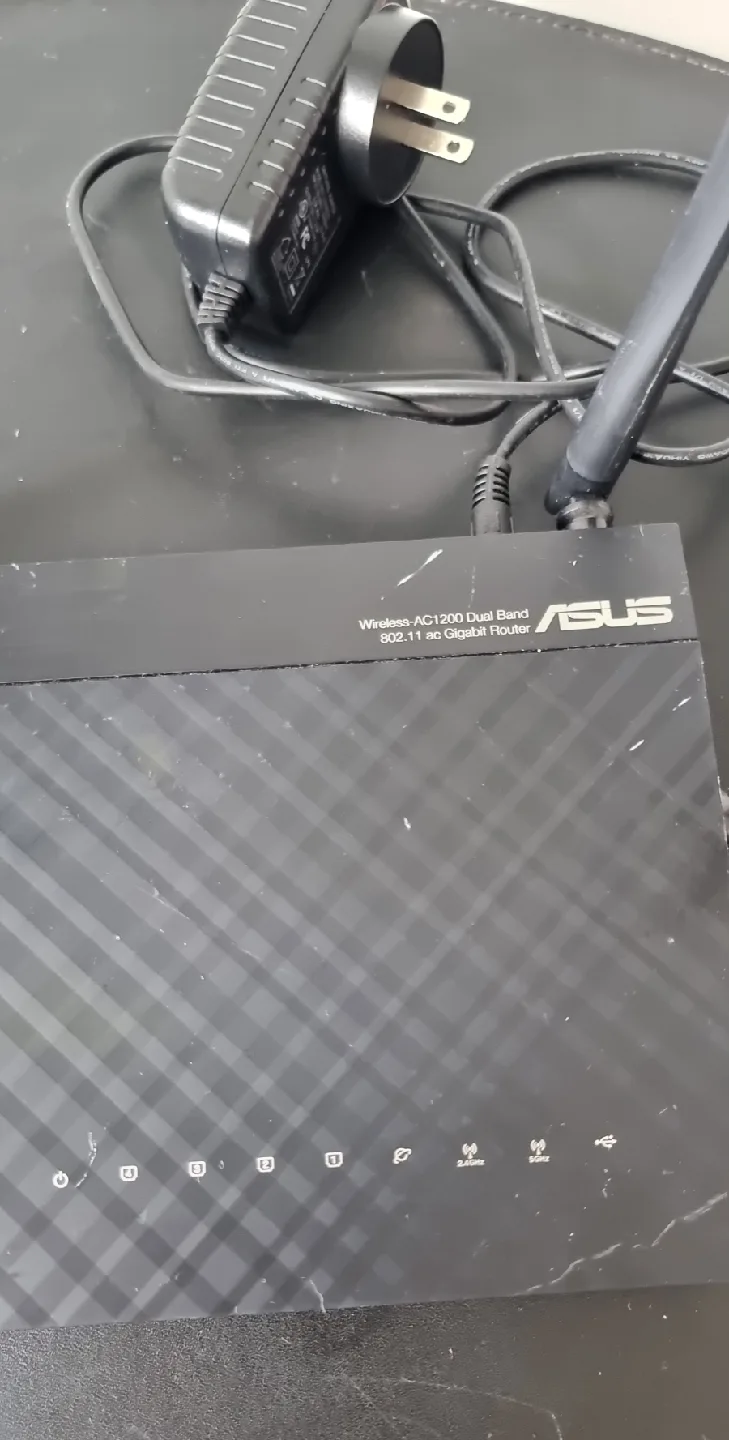 ASUS Wireless-AC1200 Dual Band Router image indicator(2)