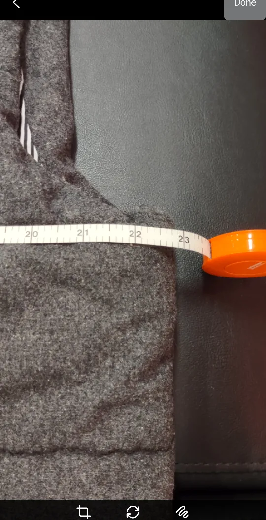 H&M Grey Puffer Vest image indicator(6)