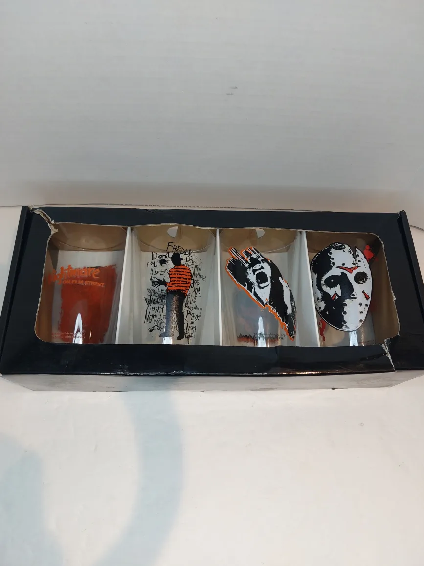 ICUP Horror Movie Glass Set - New in Box! thumbnail