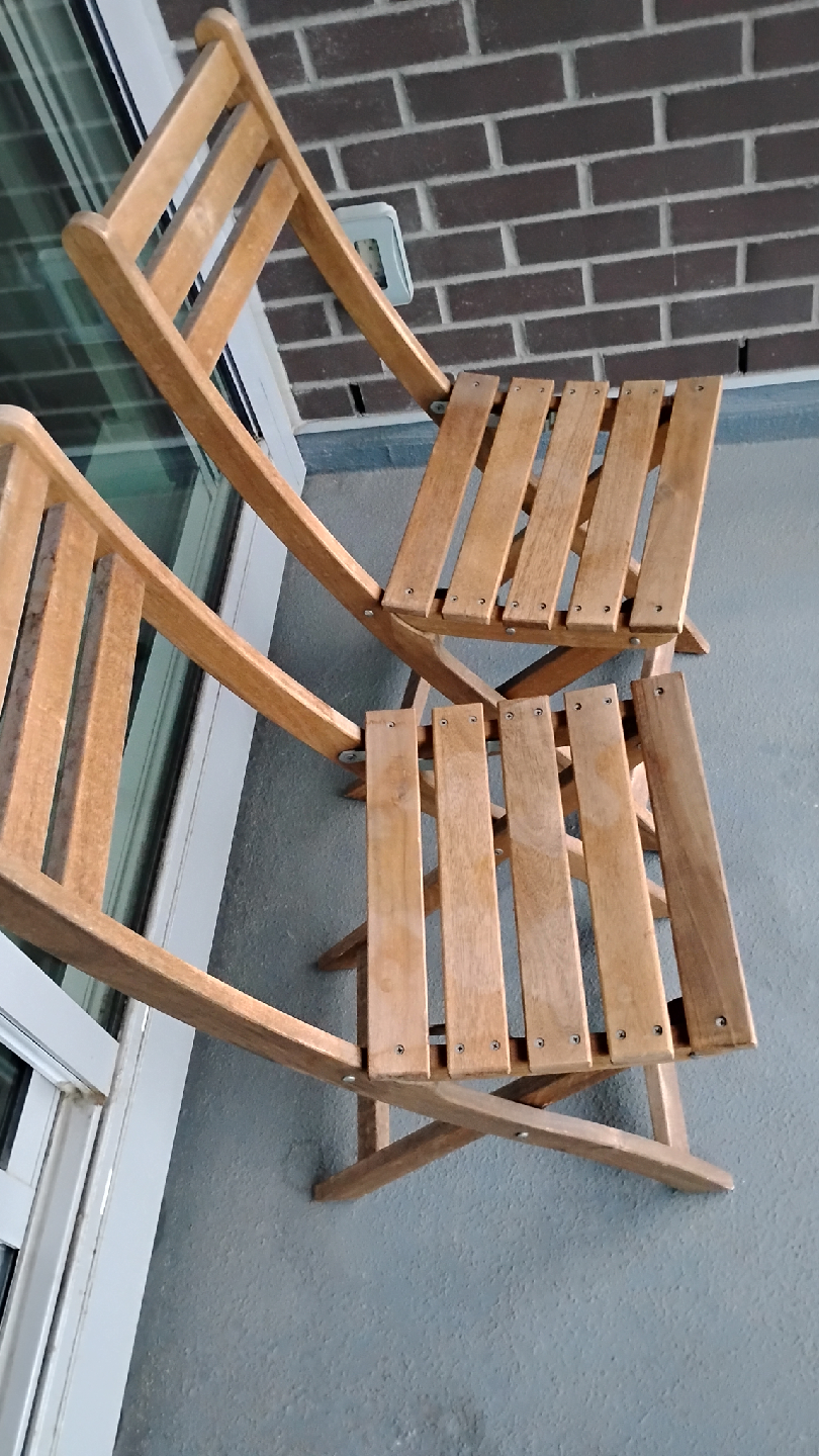Pair of Ikea deck Chairs