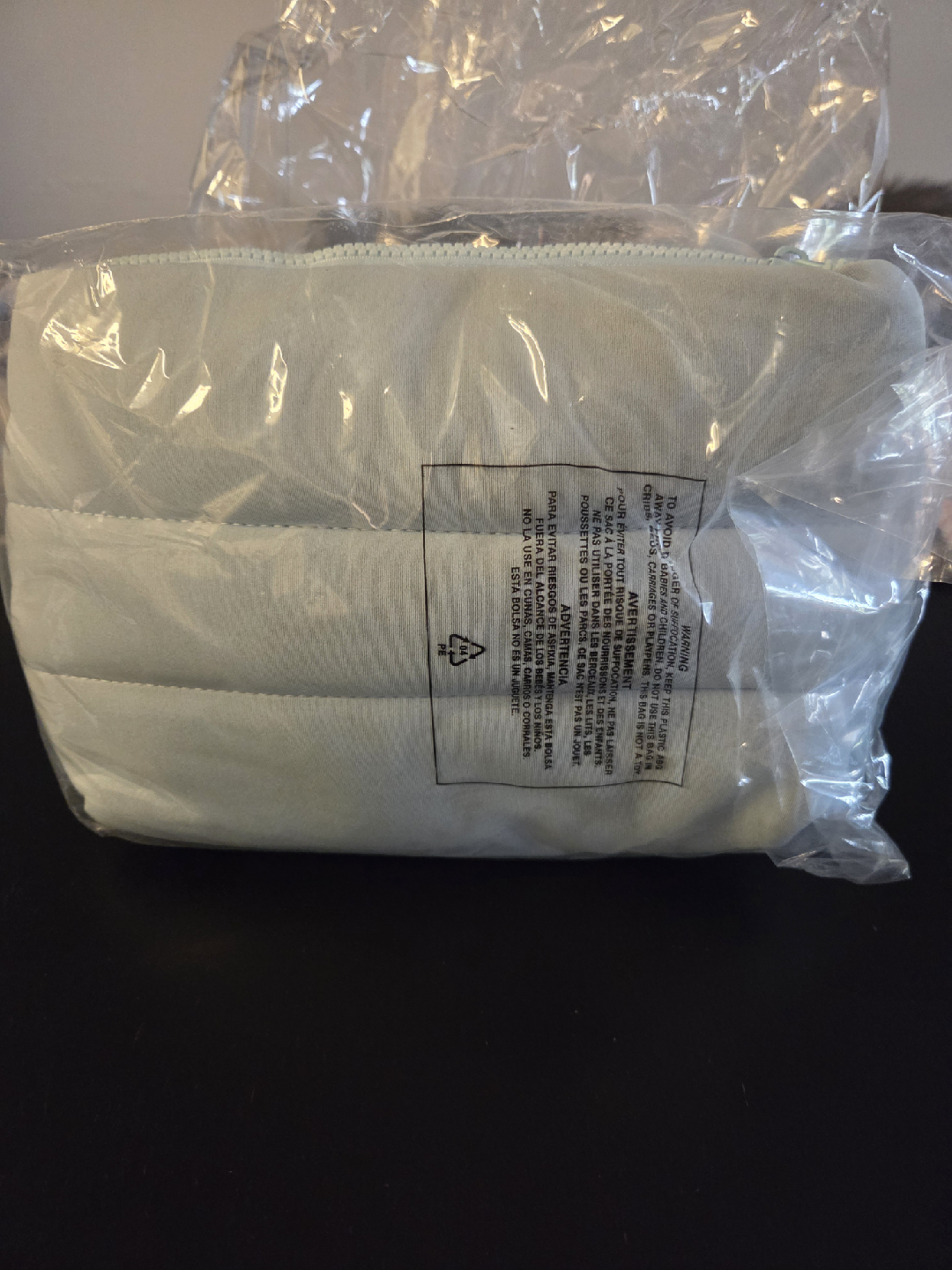 New Vichy Laboratoires Makeup Pouch - photo 2