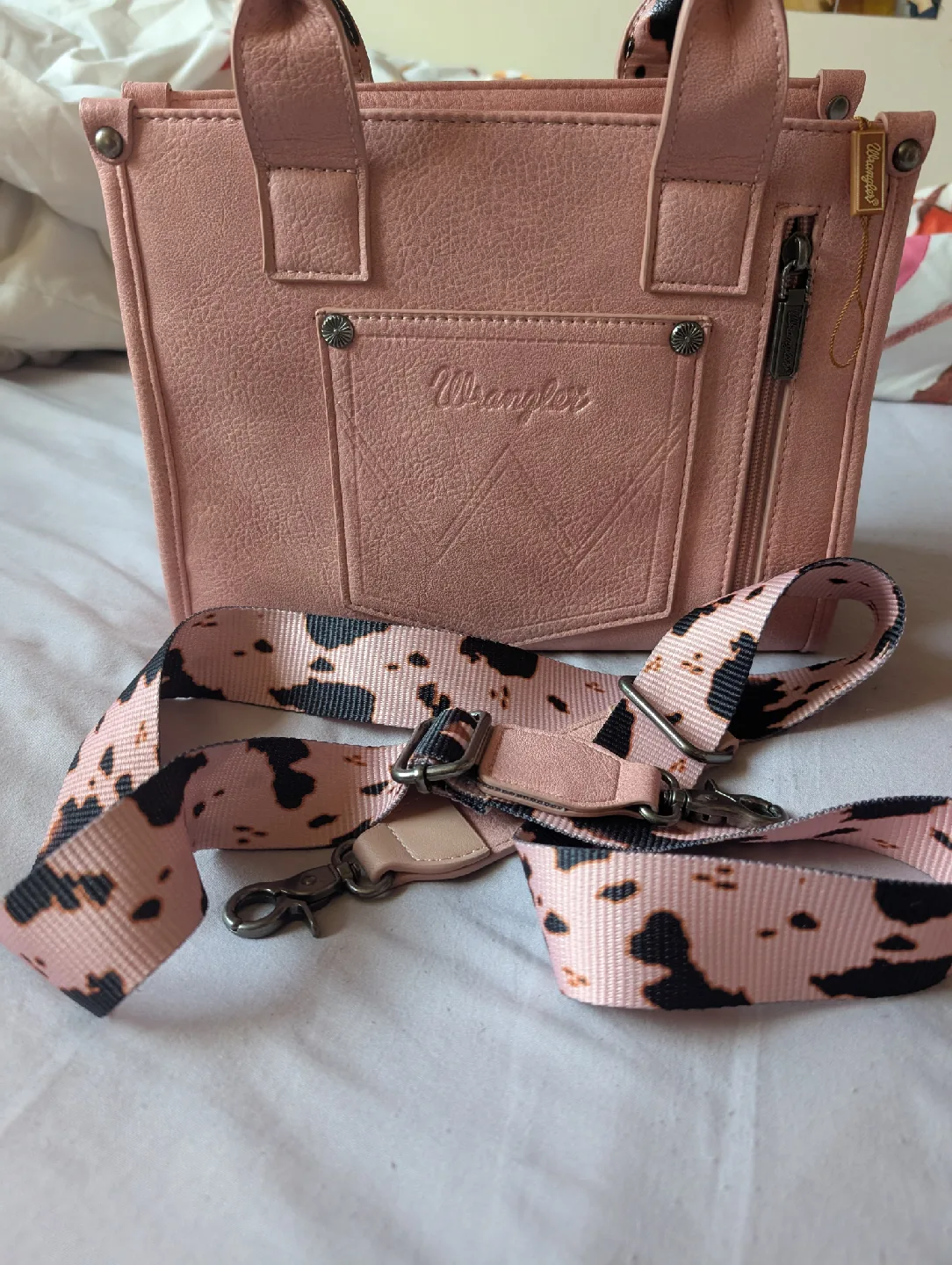 wrangler bag - pink cow print image indicator(2)