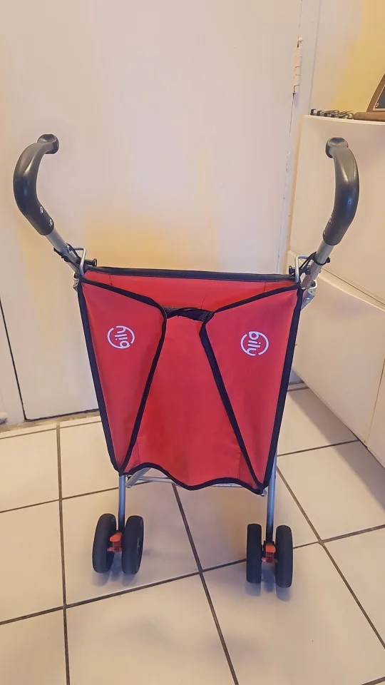 red Umbrella Bily Stroller image indicator(2)