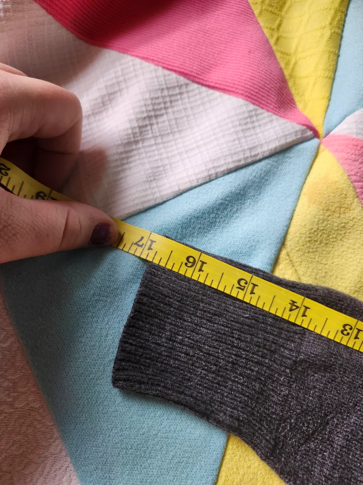 Aeropostale 2000s argyle preppy cardigan image indicator(6)