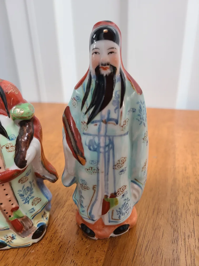 Two Chinese God Figurines image indicator(3)