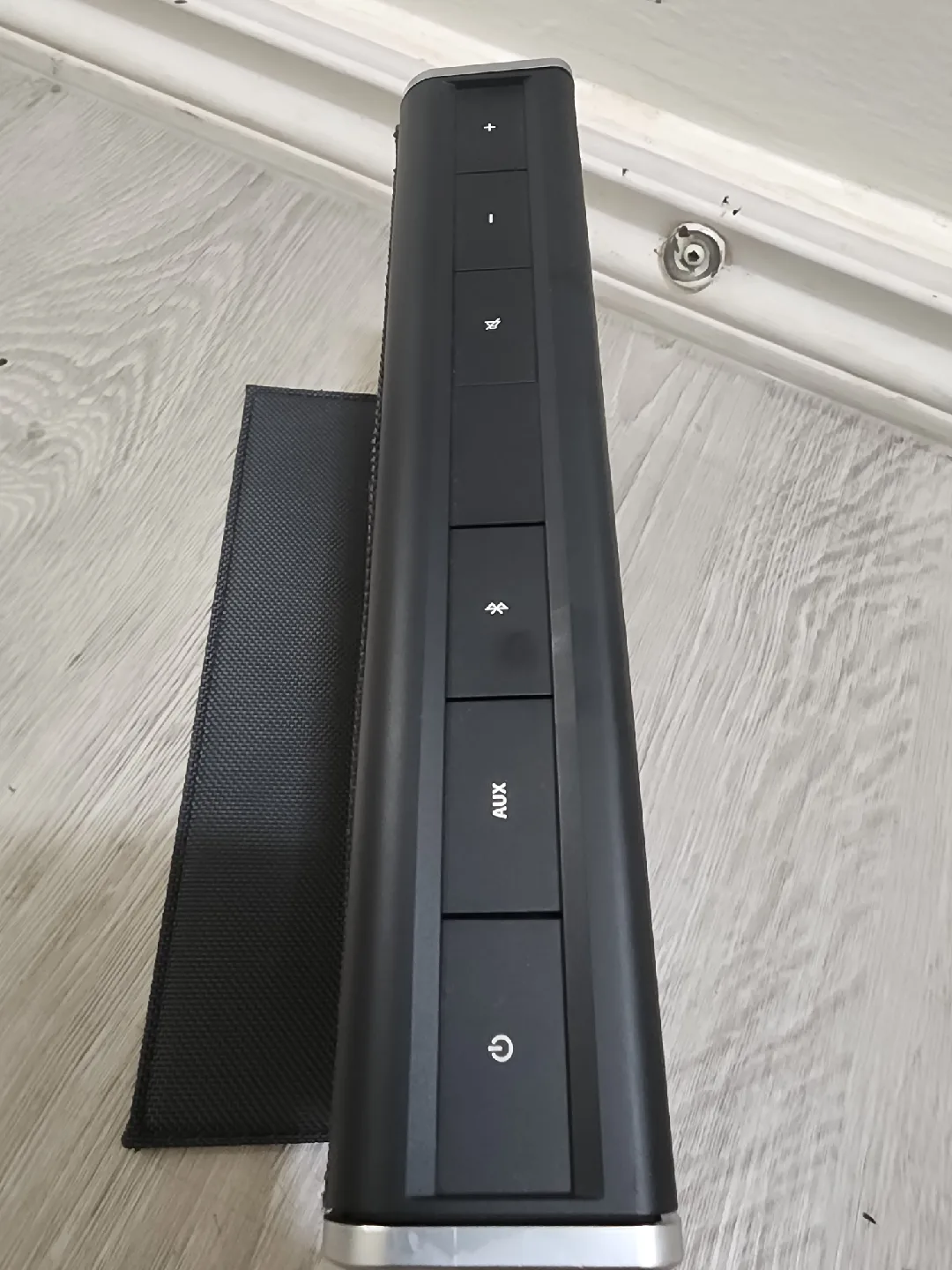 Bose SoundLink Mini II Special Edition Bluetooth Speaker image indicator(7)