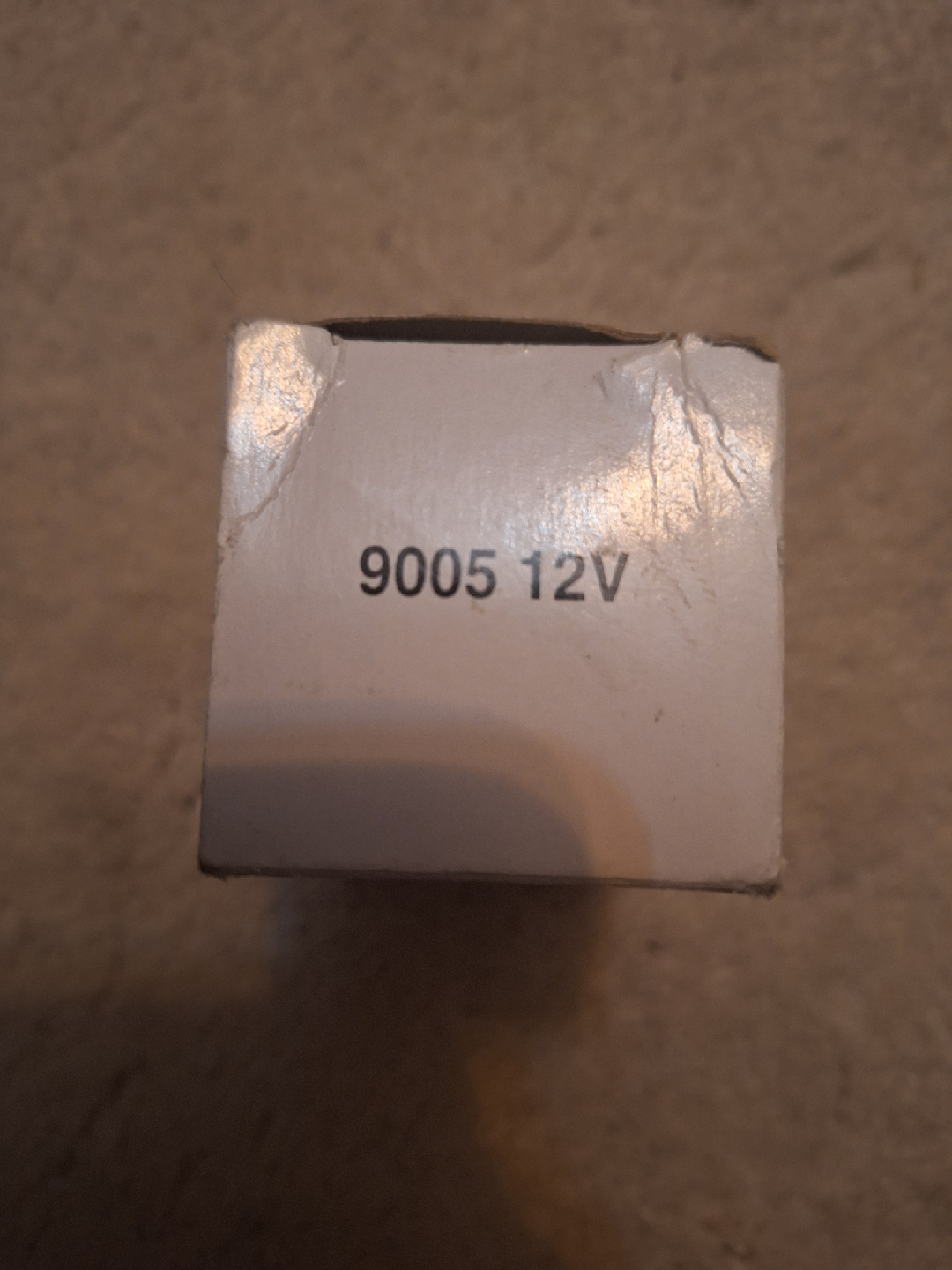 NEW 9005 12V Day Light Bulb 💡 - photo 2