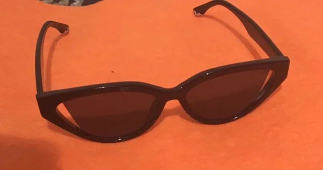 Fendi Sunglasses - Black image indicator(2)