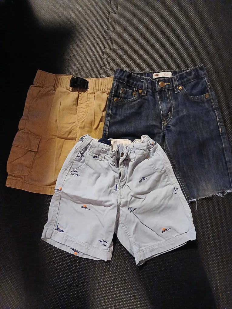 Kids' shorts 🥕 thumbnail