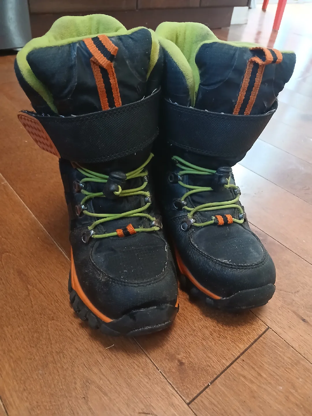 Kids Waterproof Winter Boots - Size USA 2/ EUR 33 🥕 thumbnail
