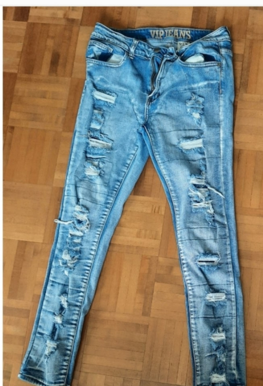 VIP Jeans Ripped Denim Jeans