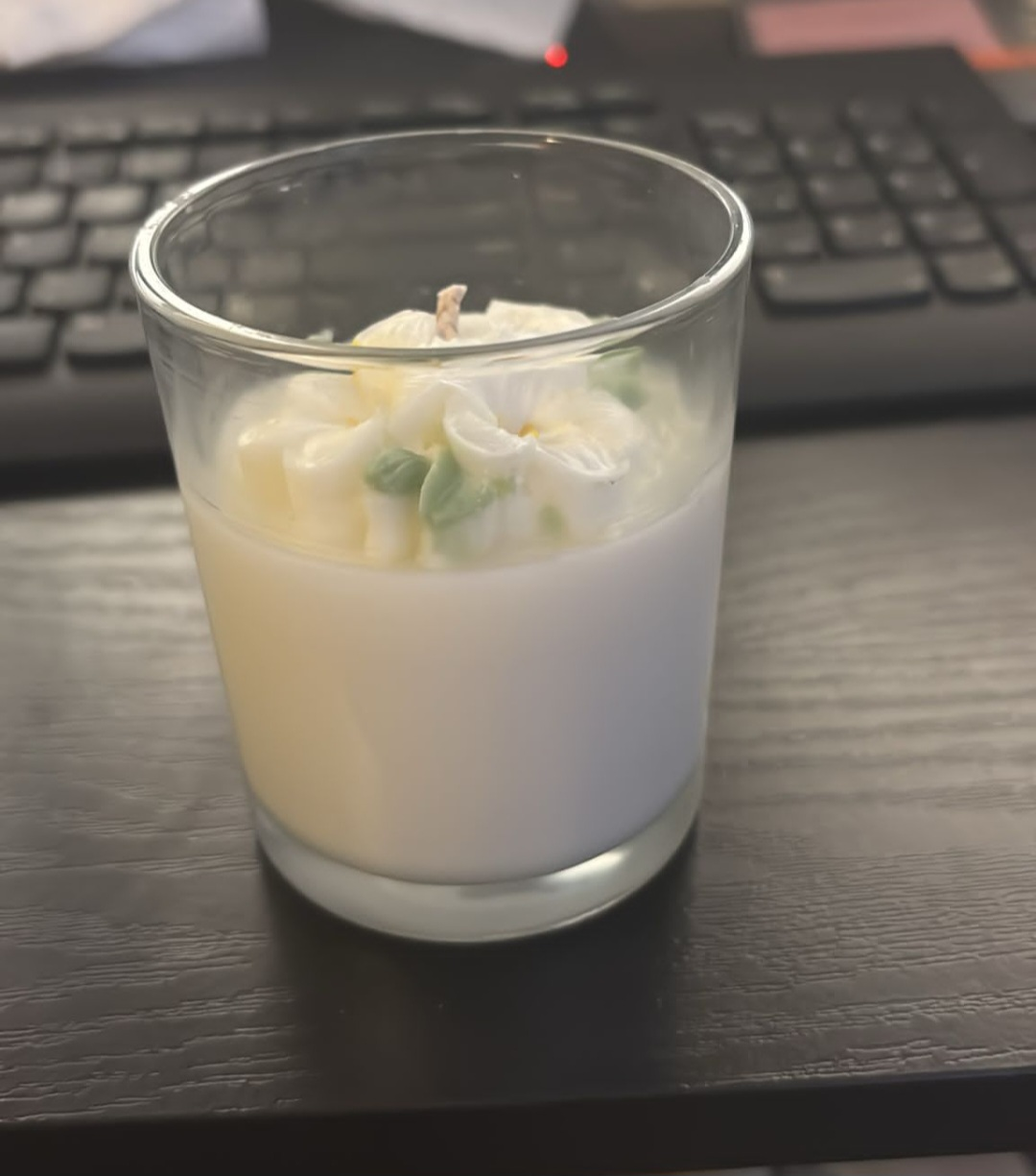 Floral Candle in Glass - photo 2