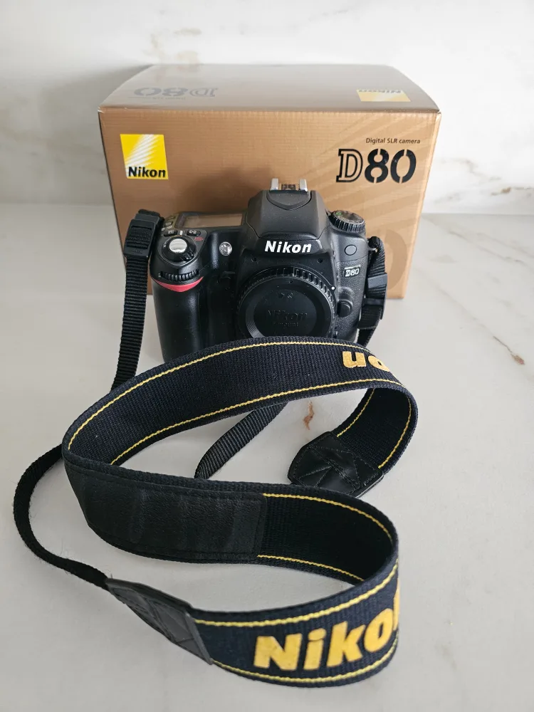 Nikon D80 Digital SLR Camera Body. Needs repair. Accessories. image indicator(3)