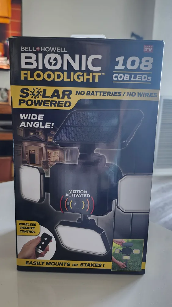 Bell+Howell Bionic 108 Floodlight - Solar Powered thumbnail