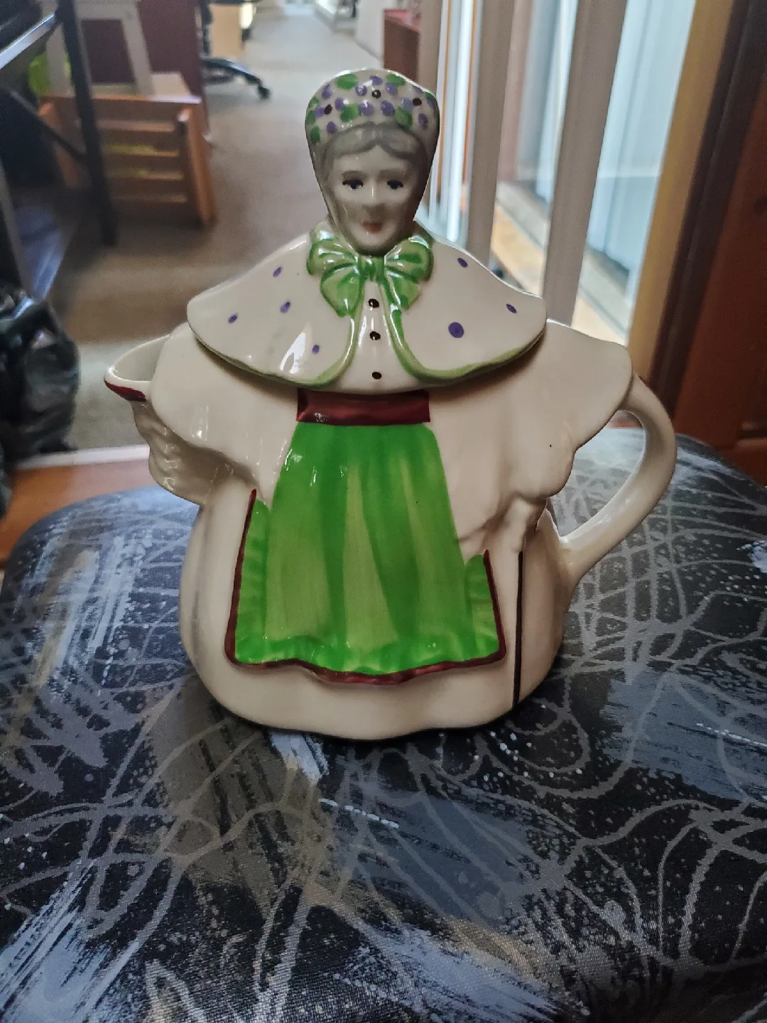 Ceramic Teapot with Granny Anne