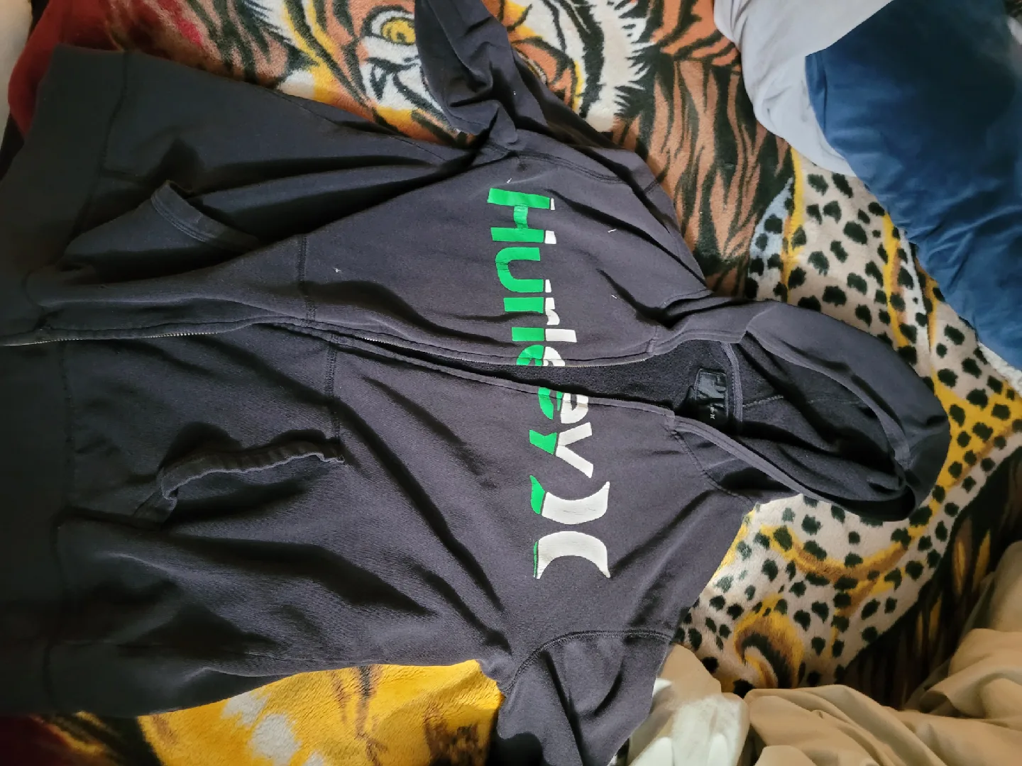 Hoodies and Jackets image indicator(4)