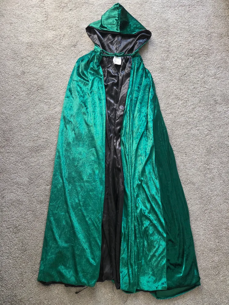 Green Velvet Hooded Cape for Halloween - Adult (one size) thumbnail