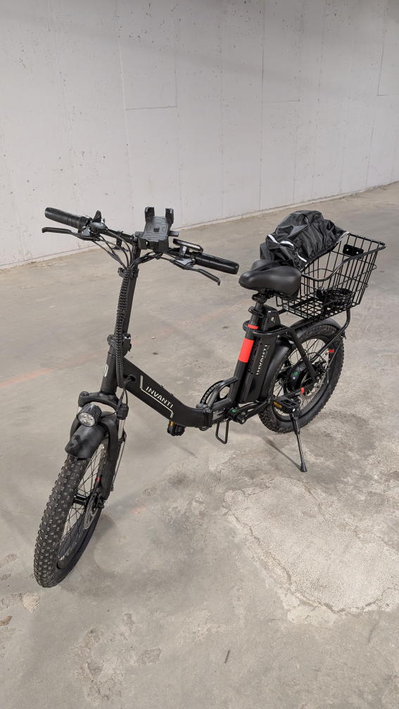 Like New INVANTI Folding Fat Tire E-Bike - Only 8 Miles!