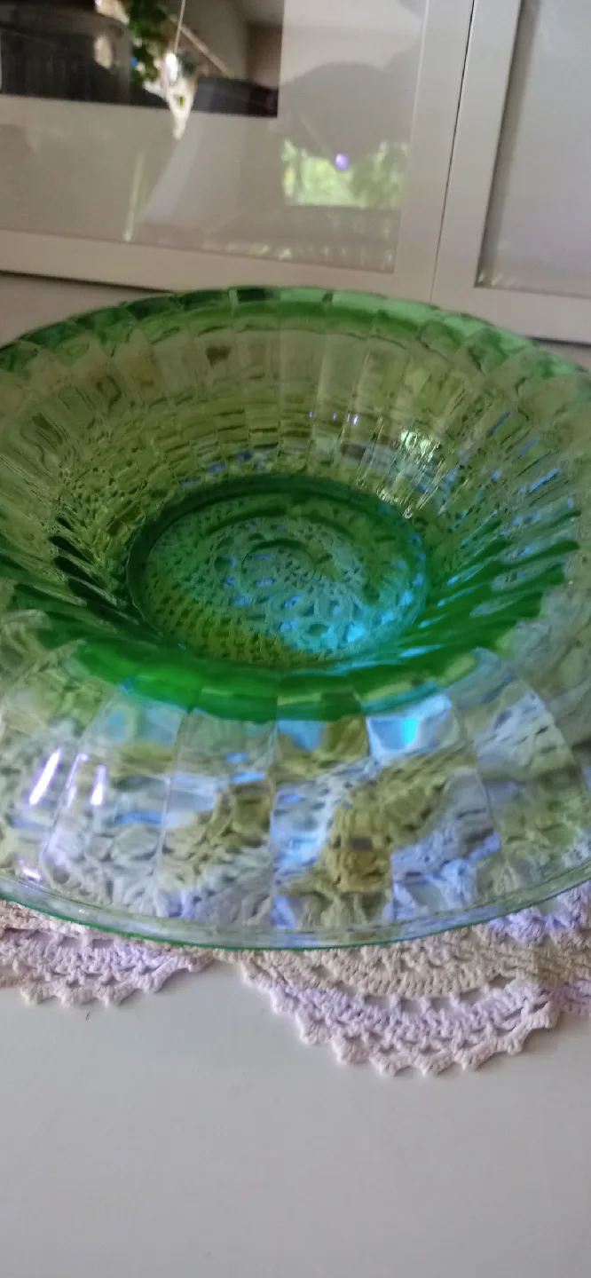 1930s Uranium Glass Bowl image indicator(8)