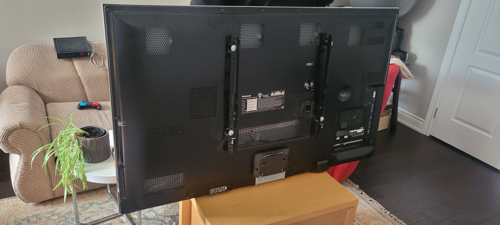 Panasonic TC-P50ST60 50" Plasma TV - photo 2