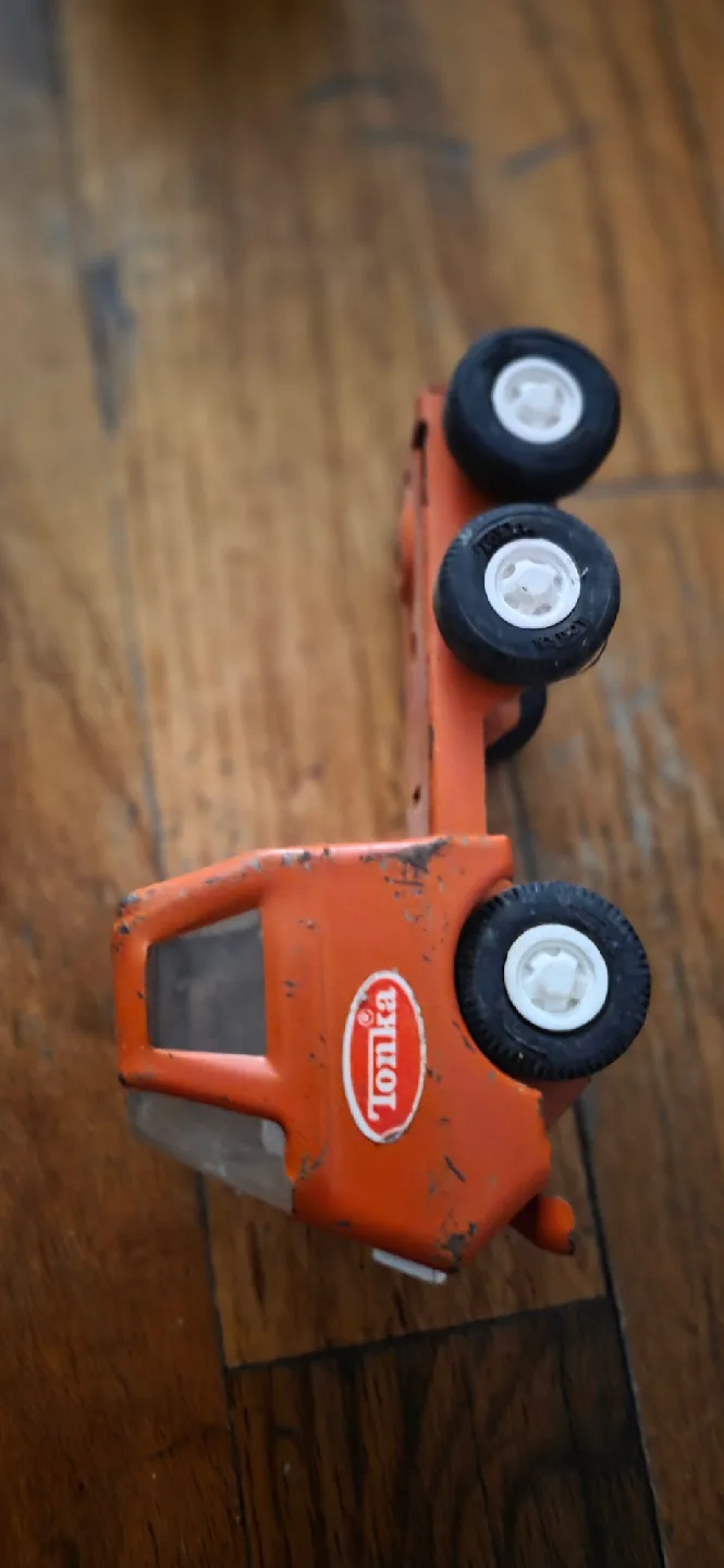 Vintage Tonka Toy Truck LOT of 7 image indicator(2)