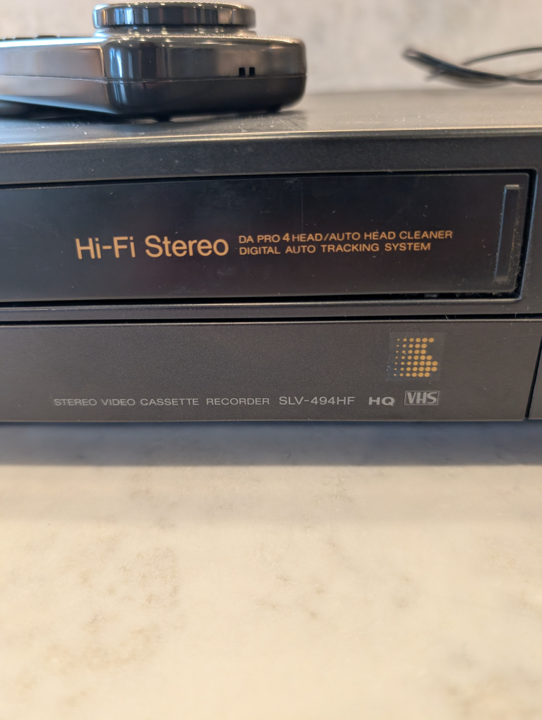 Sony SLV-494HF VCR Hi-Fi Stereo and Sony RMT V102 Remote Control - photo 2