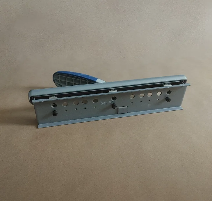 Swingline Light Duty Punch image indicator(3)