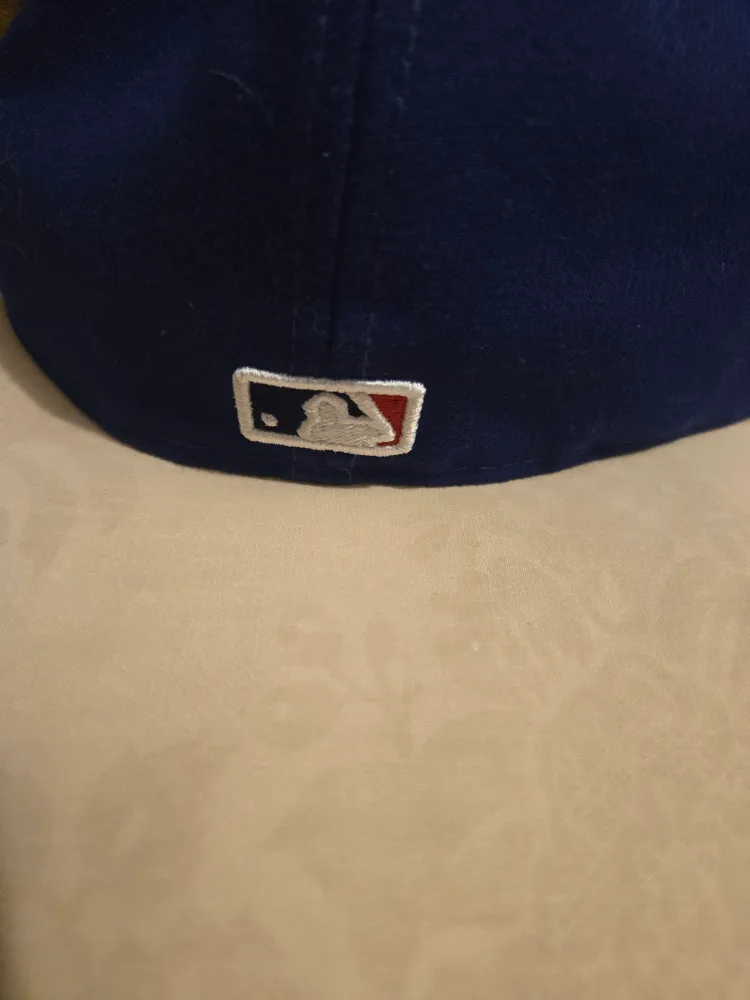 New Era LA Dodgers 59FIFTY Cap, Size 7 1/2 image indicator(2)