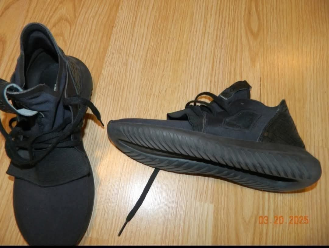 Adidas Tubular Dawn Women's Sneakers - Black..size 7 - photo 3