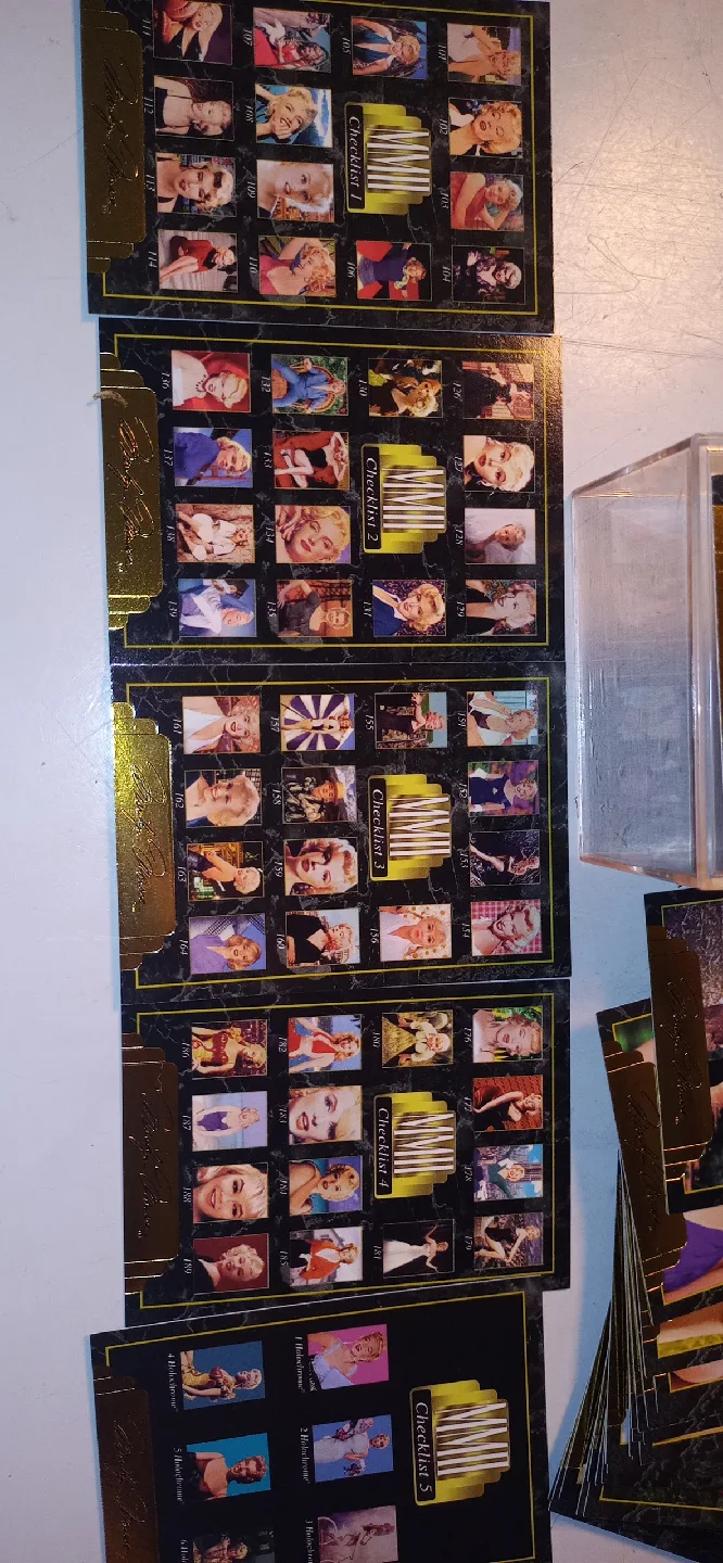 1995 Vintage Marilyn Monroe Trading Cards - MMII image indicator(2)