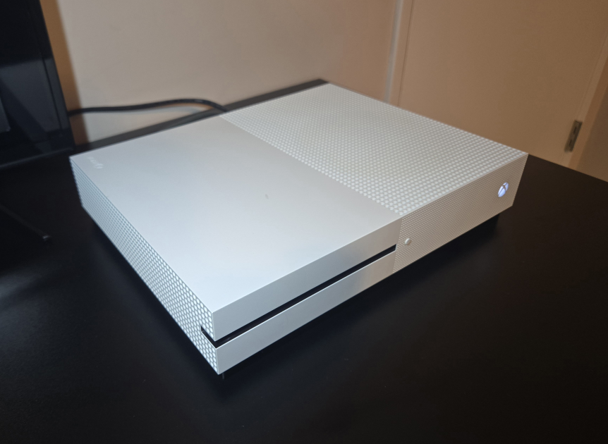 XBOX ONE S 500GB + BLUE CONTROLLER + FALLOUT 76 / CLEAN - photo 3
