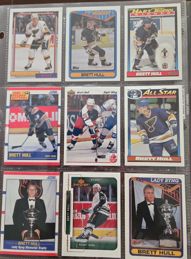 50 Brett Hull Hockey Cards Collection image indicator(5)