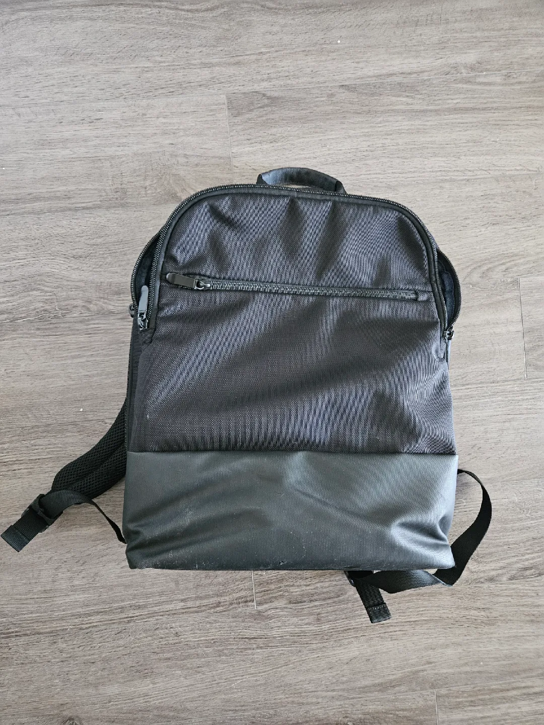 Comet Black Backpack thumbnail